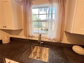 $2,300 | 311 Peachtree Hills Avenue Northeast, Unit 7A, Atlanta, GA 30305