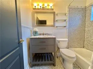 $2,300 | 311 Peachtree Hills Avenue Northeast, Unit 7A, Atlanta, GA 30305