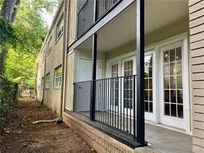 $2,300 | 311 Peachtree Hills Avenue Northeast, Unit 7A, Atlanta, GA 30305