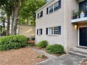 $2,300 | 311 Peachtree Hills Avenue Northeast, Unit 7A, Atlanta, GA 30305