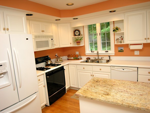 69 Ledge Hill Road Boston, MA 02132 - Photo 8 of 22 Gallery Image 8