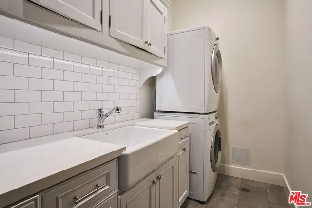 $30,000 | 879 Muskingum Avenue, Pacific Palisades, CA 90272