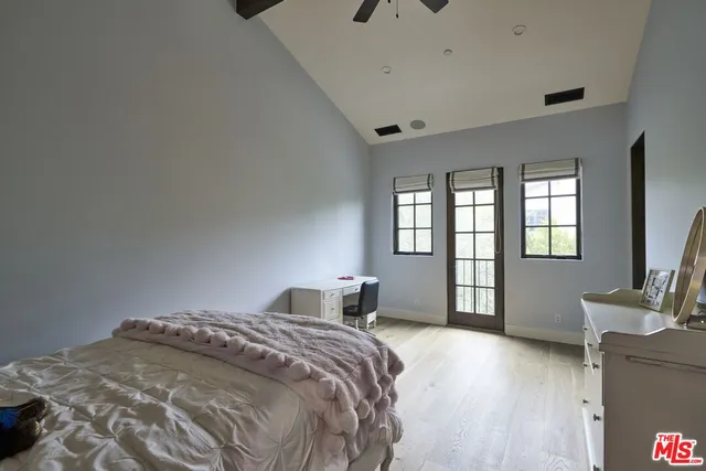 $30,000 | 879 Muskingum Avenue, Pacific Palisades, CA 90272