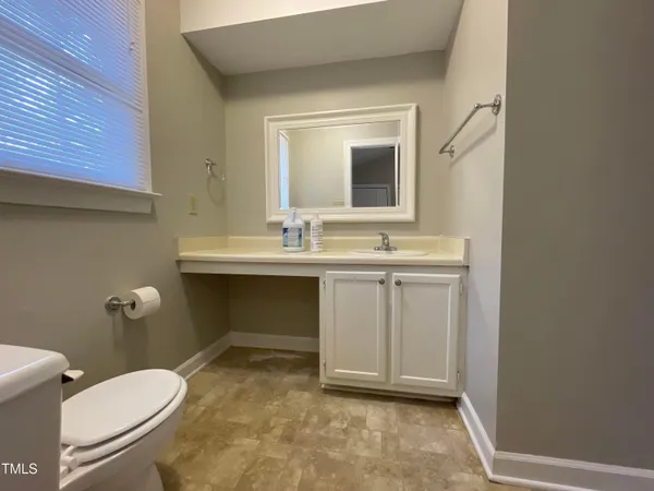 $1,600 | 300 West Woodcroft Parkway, Unit 33B, Durham, NC 27713