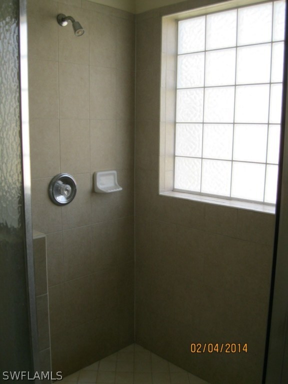 18225 Fuchsia Road Fort Myers, FL 33967 - Photo 17 of 23 a view of a bathroom