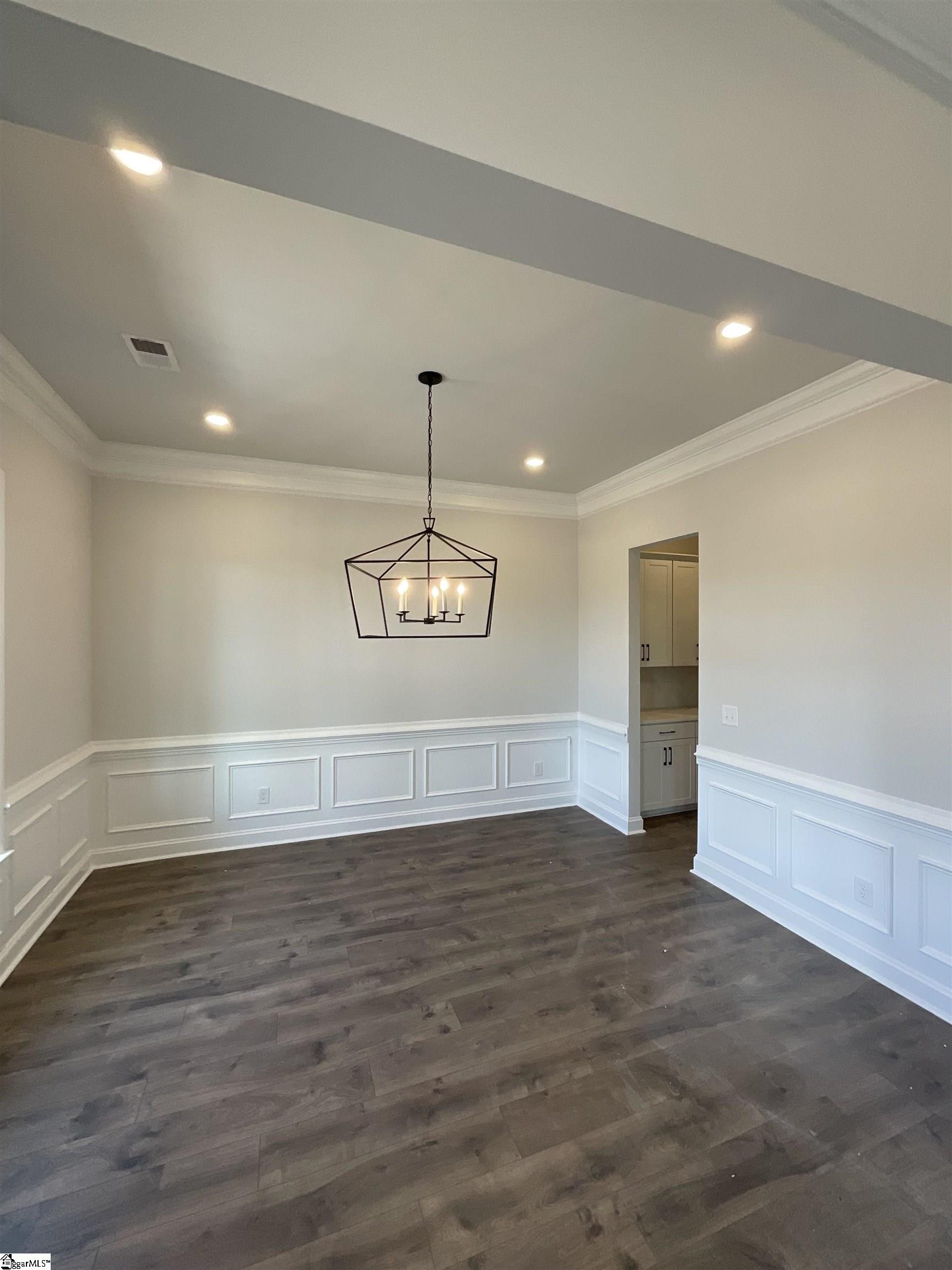401 Rustic Outland Drive Simpsonville, SC 29681 - Photo 5 of 31