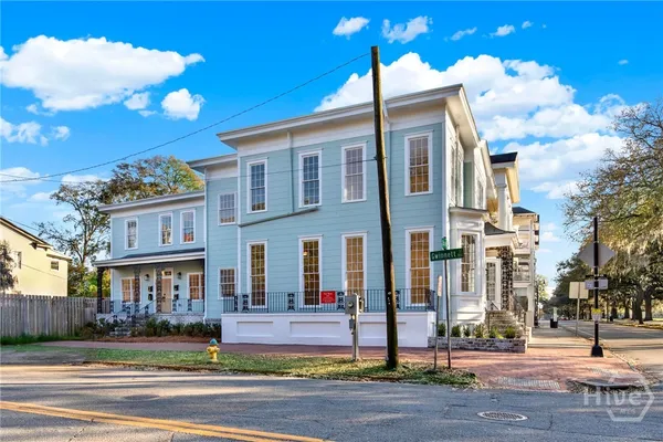$2,900 | 804 Drayton Street, Unit 2, Savannah, GA 31401