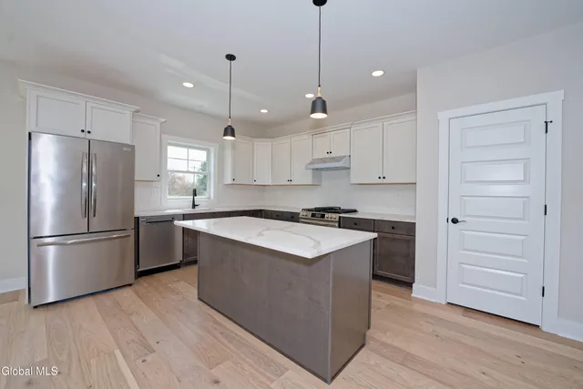 $699,000 | 2802 Phillips Road, East Greenbush, NY 12033