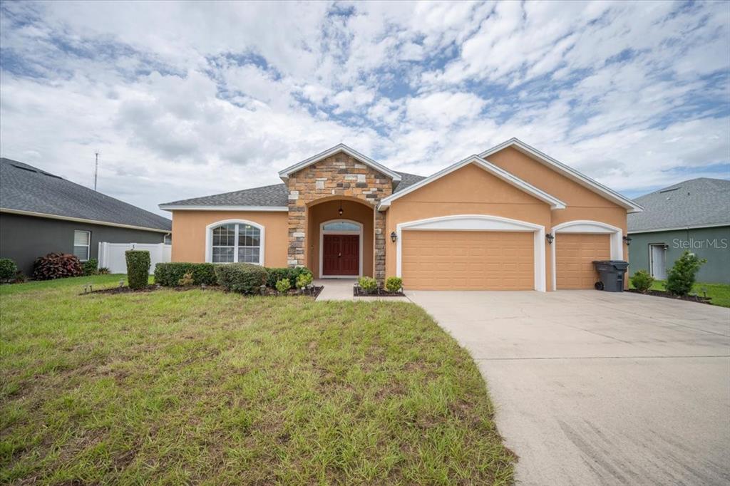 2850 Sheldon Street Lakeland, FL 33813 - Photo 1 of 45