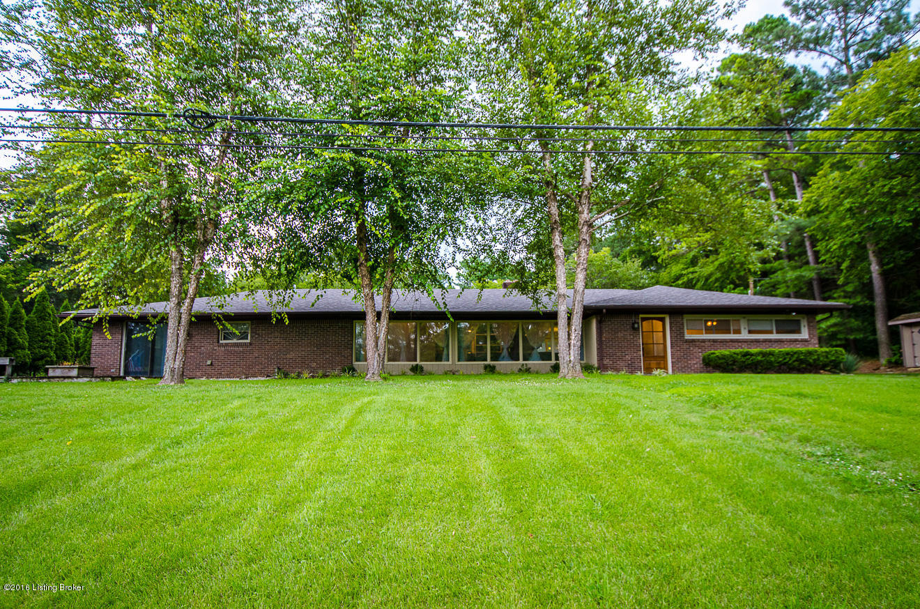 4915 Chenoweth Run Road Louisville, KY 40299 - Photo 3 of 60 2