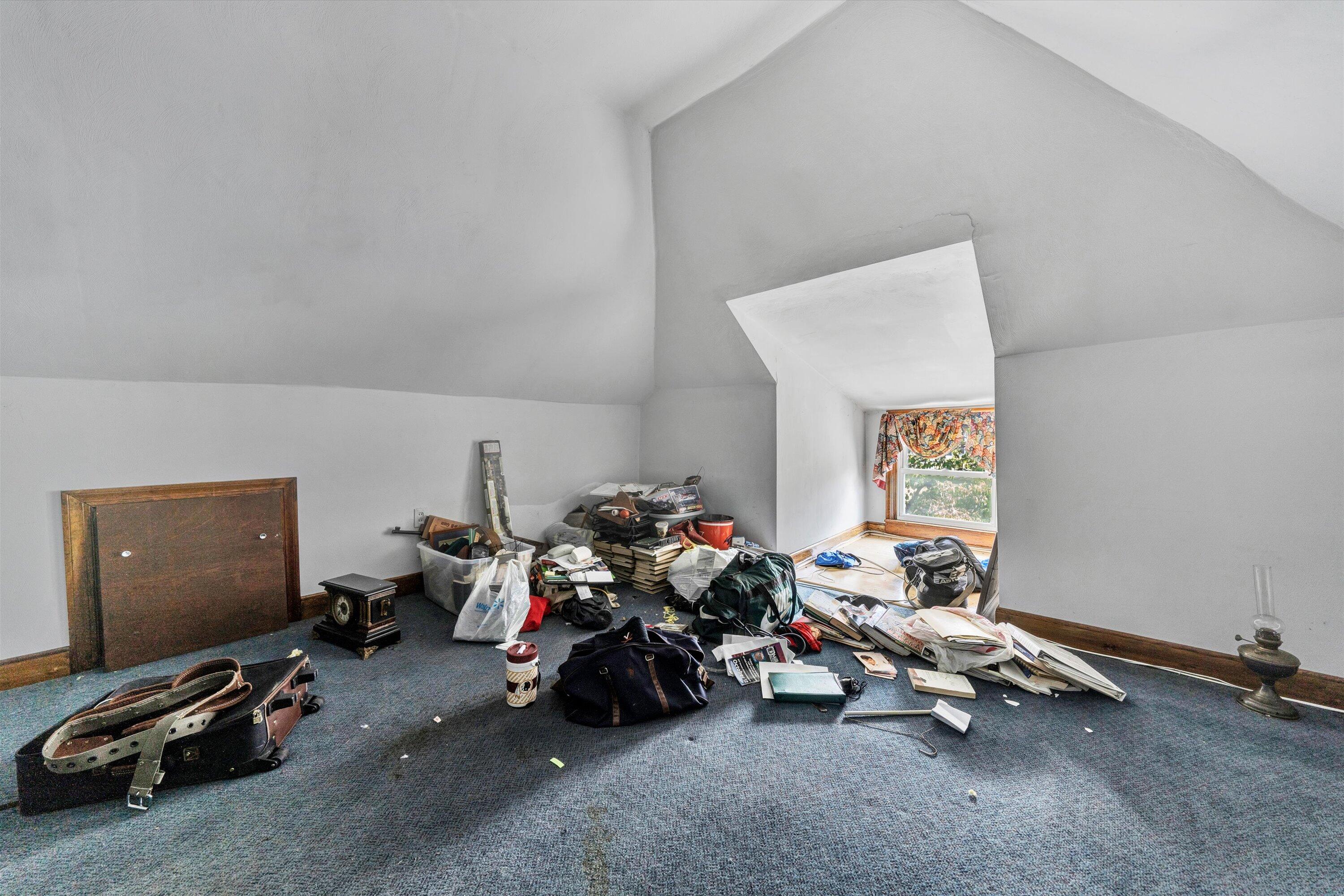 2744 Highland Road Roanoke, VA 24014 - Photo 19 of 29 a view of a room with gym equipment