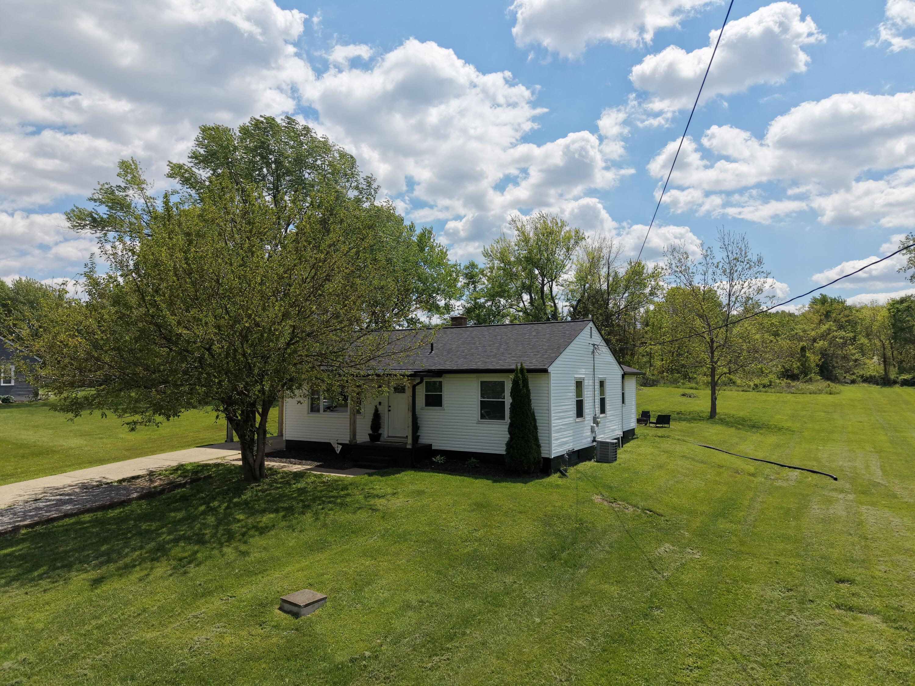 1105 Coonpath Road Northwest Lancaster, OH 43130 - Photo 9 of 40 2