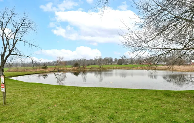 $184,900 | 25011 87th Street, Unit 3, Salem Lakes, WI 53168