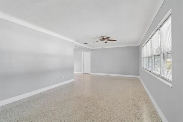 $2,600 | 3777 67th Street North, St. Petersburg, FL 33710