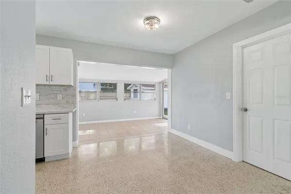 $2,600 | 3777 67th Street North, St. Petersburg, FL 33710