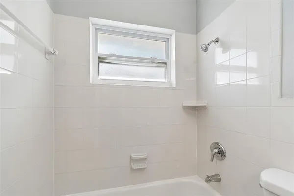 $2,600 | 3777 67th Street North, St. Petersburg, FL 33710