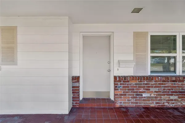 $2,600 | 3777 67th Street North, St. Petersburg, FL 33710