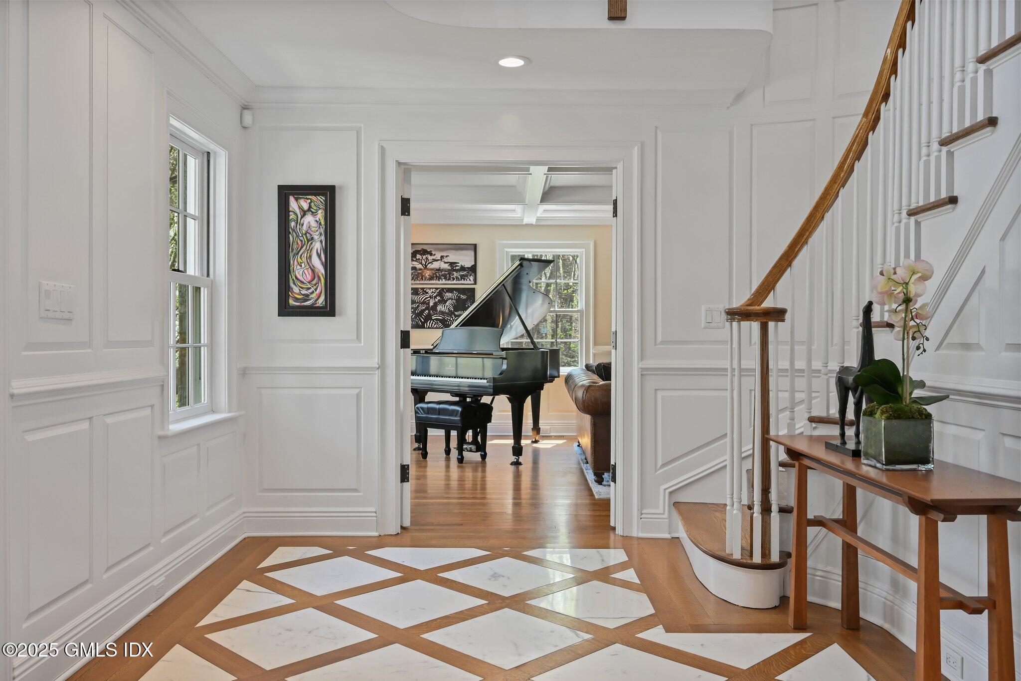 33 Cliffdale Road Greenwich, CT 06831 - Photo 6 of 39 Grand Foyer