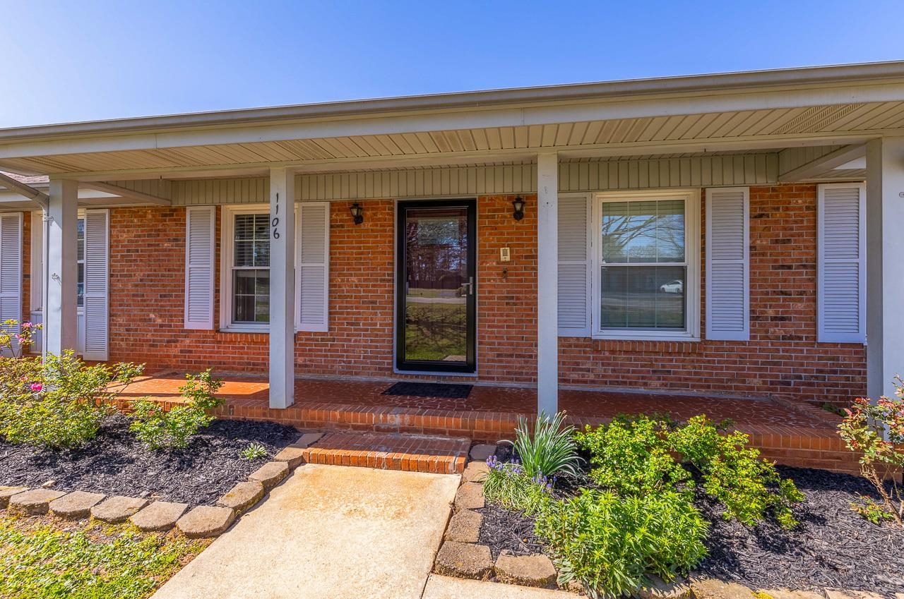1106 Springfield Road Boiling Springs, SC 29316 - Photo 4 of 38 Gallery Image 4