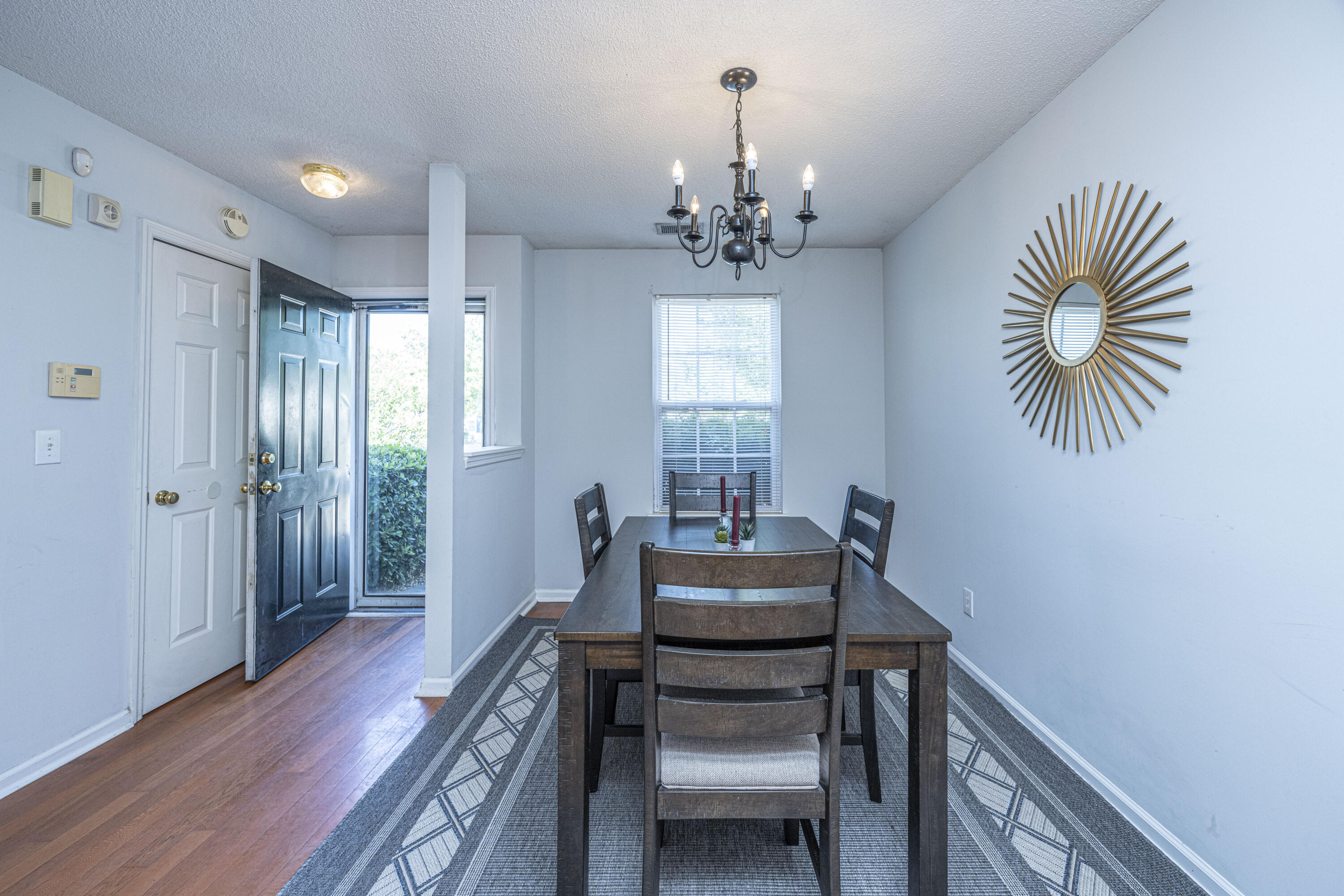1313 Pinnacle Lane Charleston, SC 29412 - Photo 1 of 28 DSC_0124