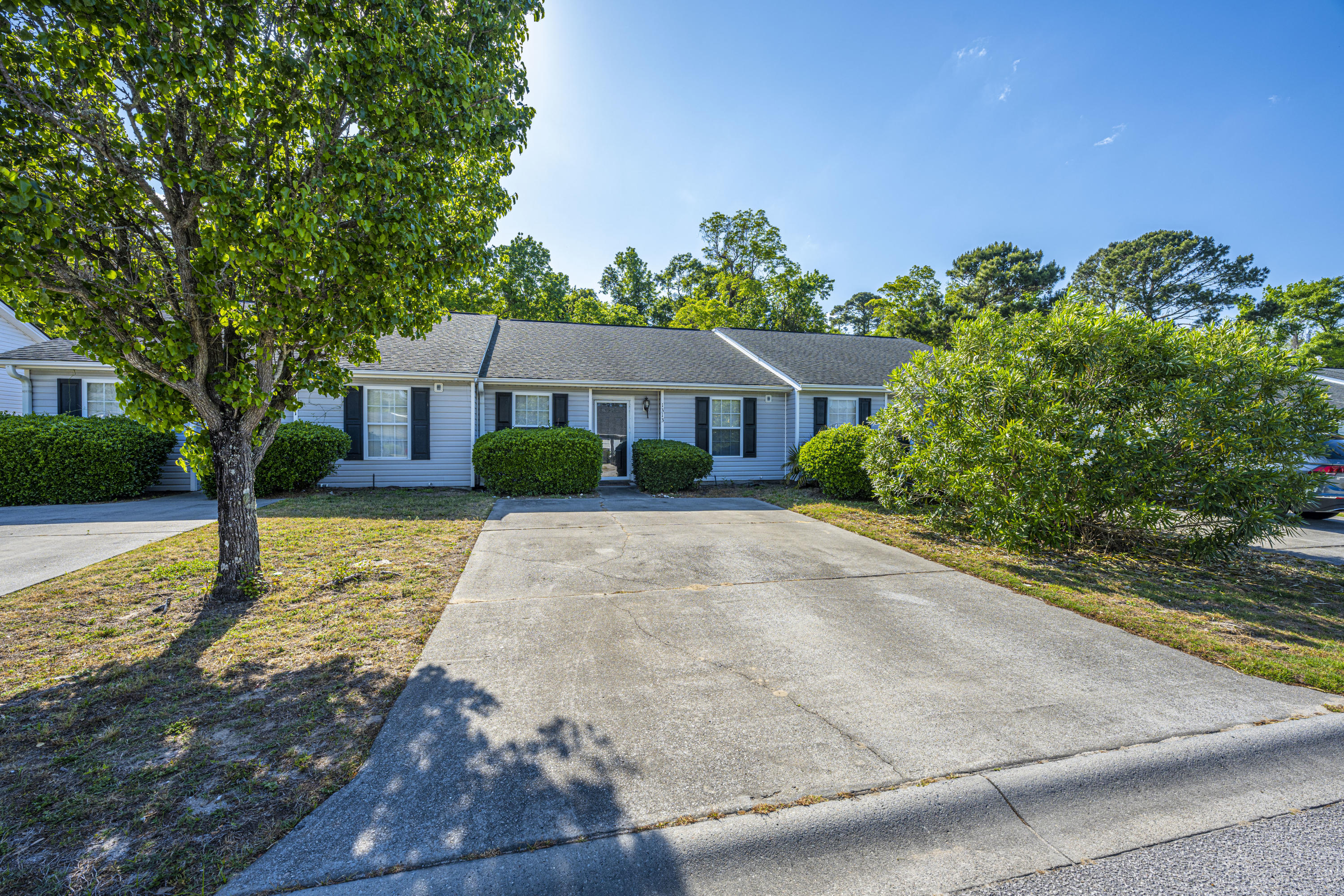 1313 Pinnacle Lane Charleston, SC 29412 - Photo 2 of 28 DSC_0104