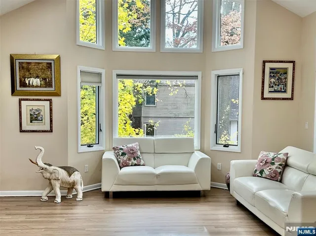 $1,300,000 | 526 Rutland Avenue, Teaneck, NJ 07666