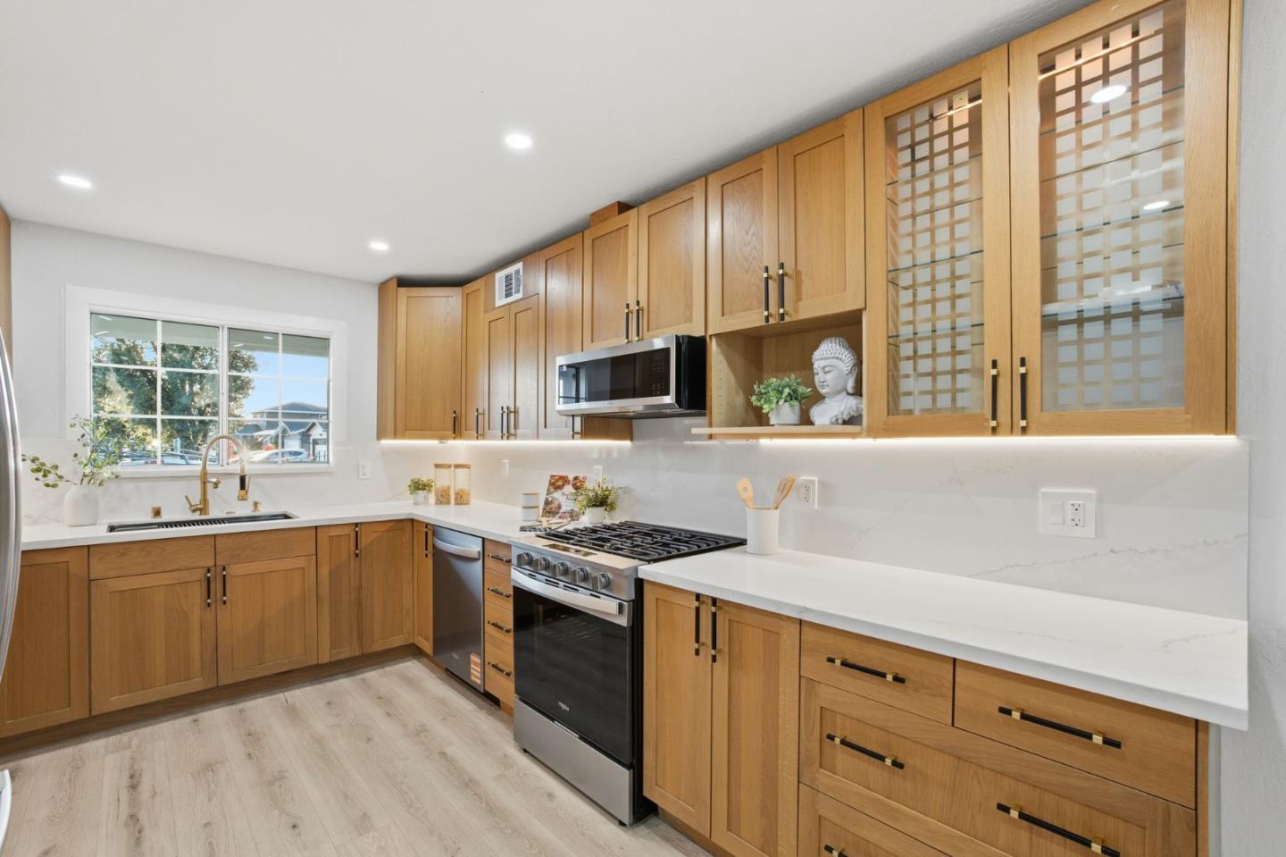 1666 Center Ridge Drive San Jose, CA 95121 - Photo 10 of 55