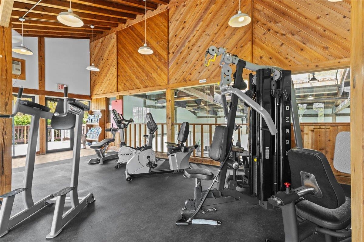 220 Mountainside Drive, Unit E301 Stowe, VT 05672 - Photo 14 of 23