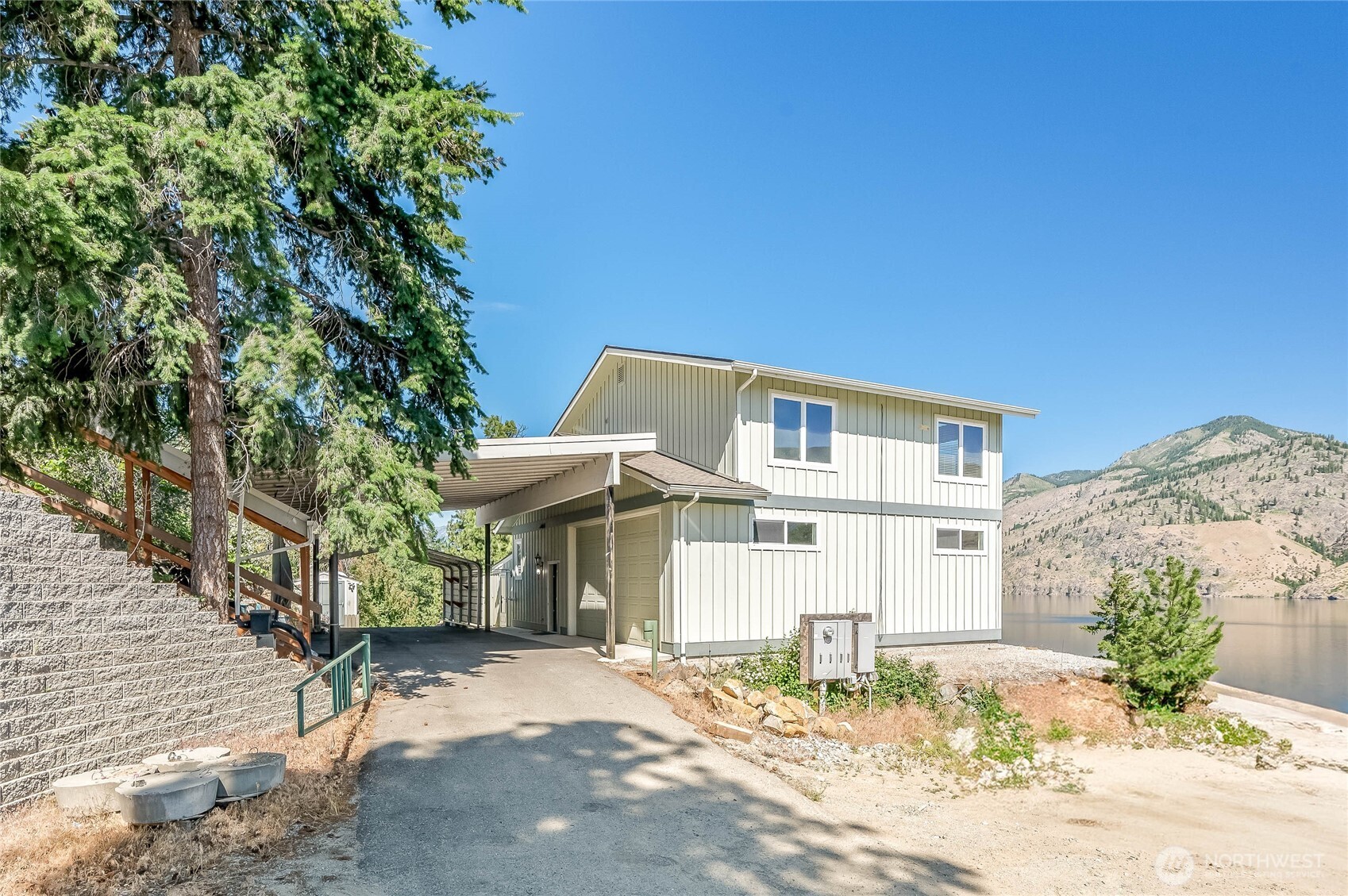 20000 South Lakeshore Road Chelan, WA 98816 - Photo 4 of 37