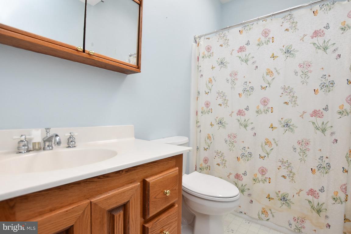 320 Creek Road Moorestown, NJ 08057 - Photo 11 of 26 Bathroom