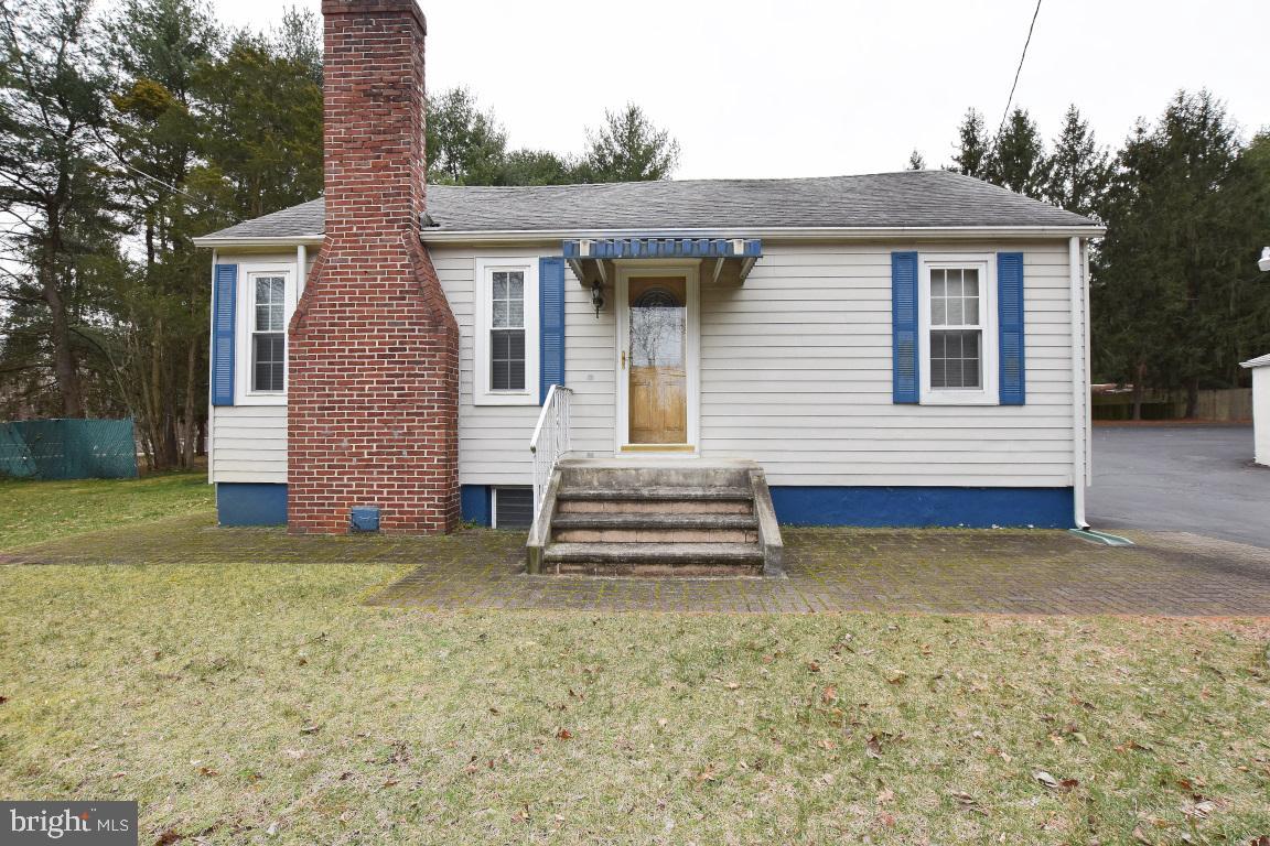 320 Creek Road Moorestown, NJ 08057 - Photo 24 of 26 Front house