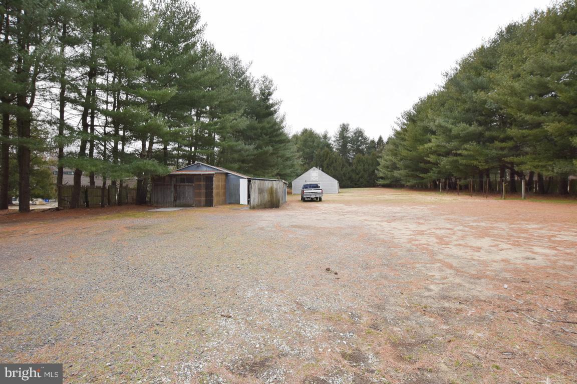 320 Creek Road Moorestown, NJ 08057 - Photo 5 of 26 workshop and barn