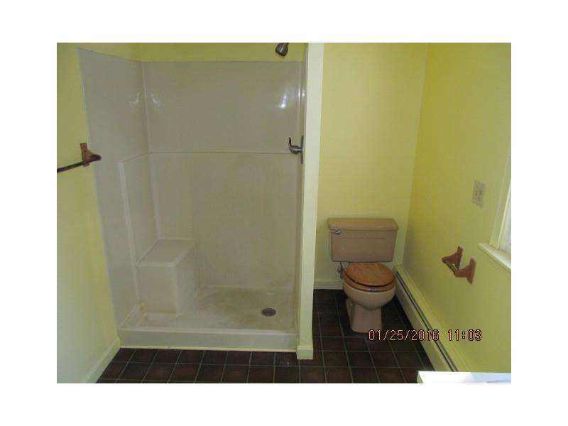 514 River Road Lincoln, RI 02865 - Photo 10 of 19 Master Bath/Spa.