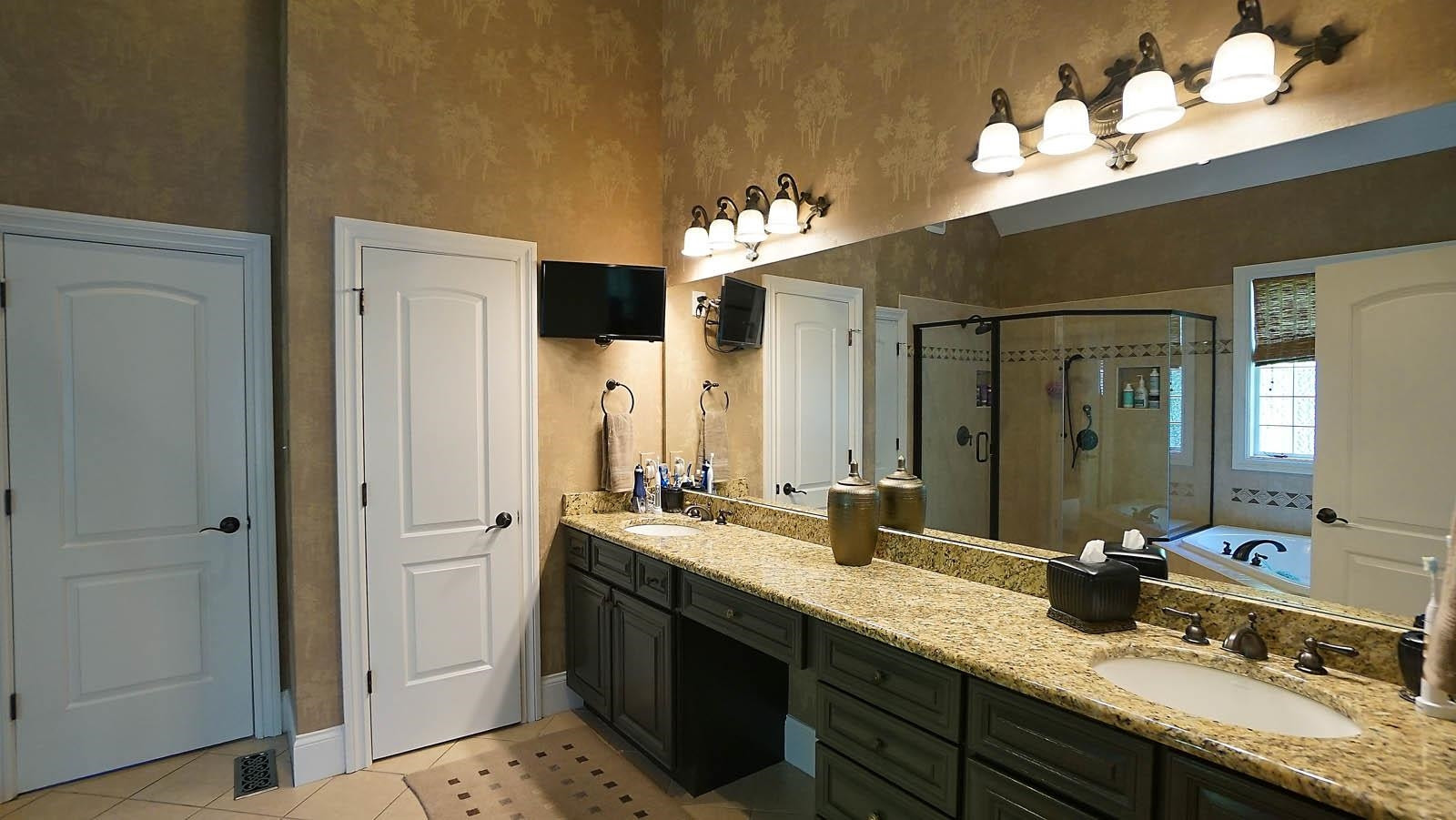 1129 Devlin Court Raleigh, NC 27614 - Photo 27 of 63 Master Bath/Spa