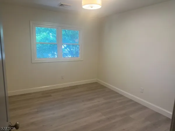 $3,000 | 223 Lakewood Drive, Unit 2, Bloomfield, NJ 07003