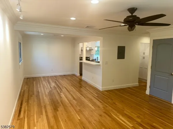 $3,000 | 223 Lakewood Drive, Unit 2, Bloomfield, NJ 07003