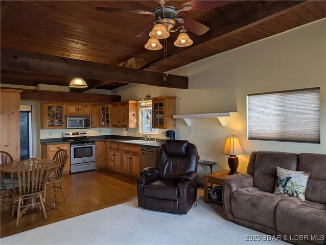 $329,900 | 142 Vision Drive, Camdenton, MO 65020