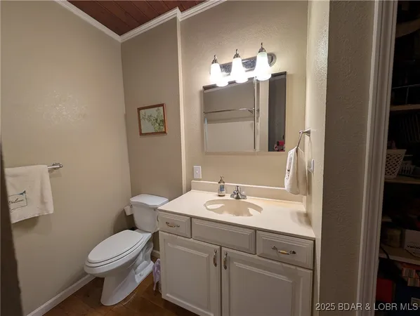 $319,900 | 142 Vision Drive, Camdenton, MO 65020