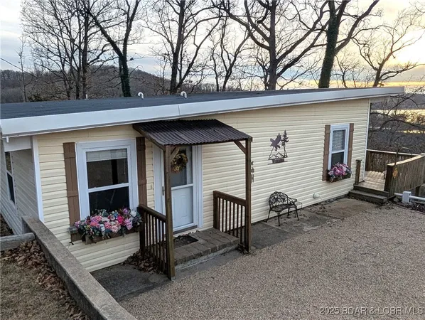 $319,900 | 142 Vision Drive, Camdenton, MO 65020