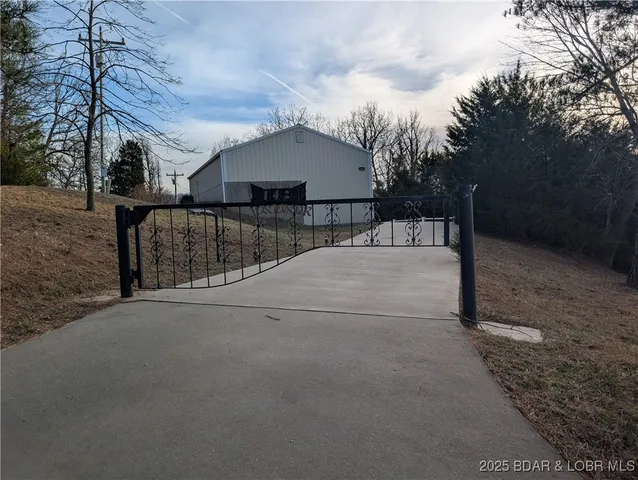 $329,900 | 142 Vision Drive, Camdenton, MO 65020