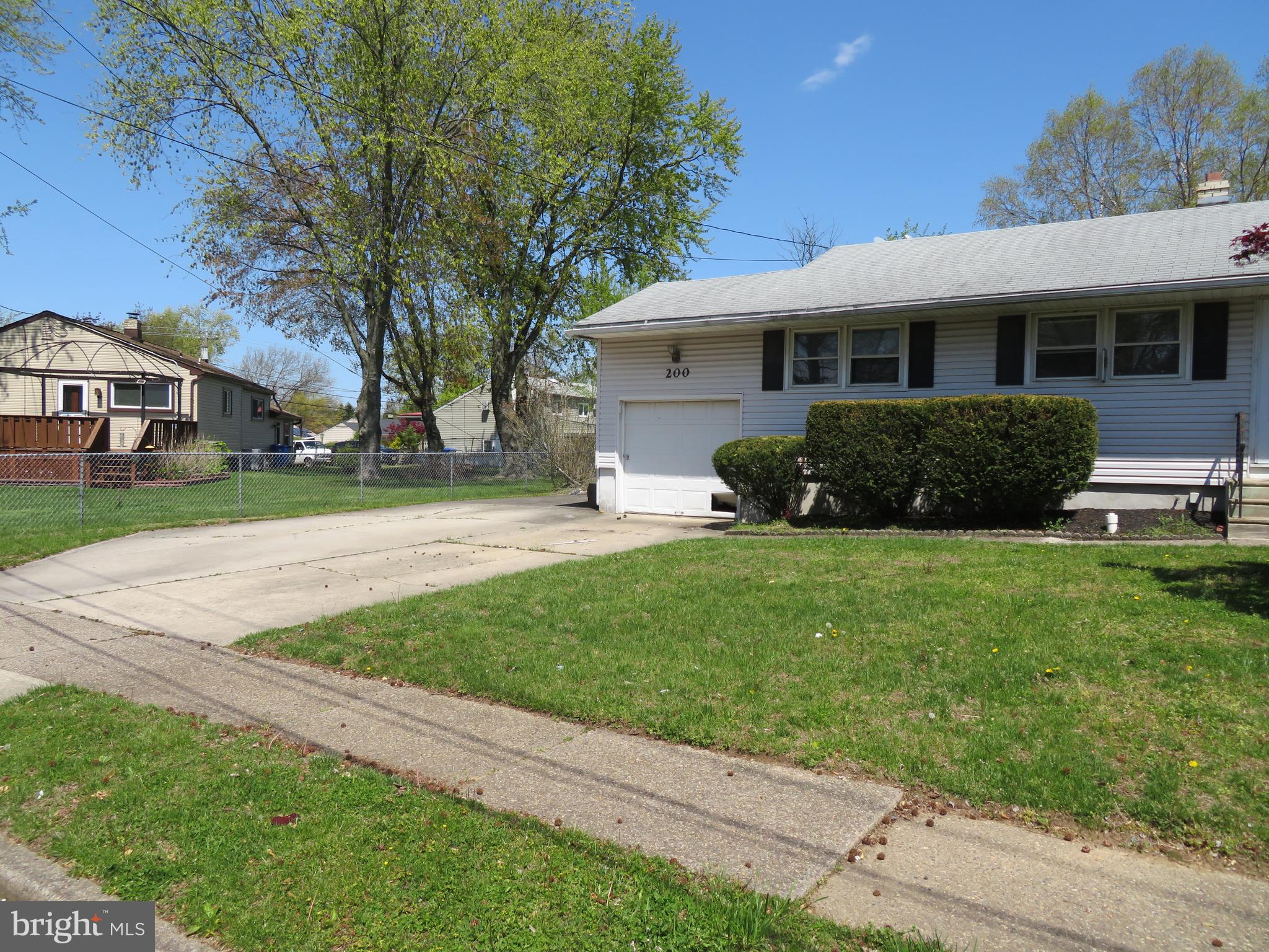 200 Dogwood Road Beverly, NJ 08010 - Photo 3 of 37