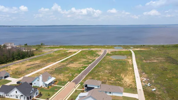$79,900 | 177 Crepe Myrtle Drive, Brandon, MS 39047