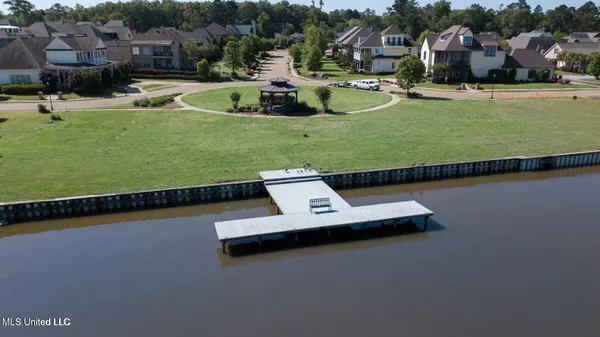 $79,900 | 177 Crepe Myrtle Drive, Brandon, MS 39047