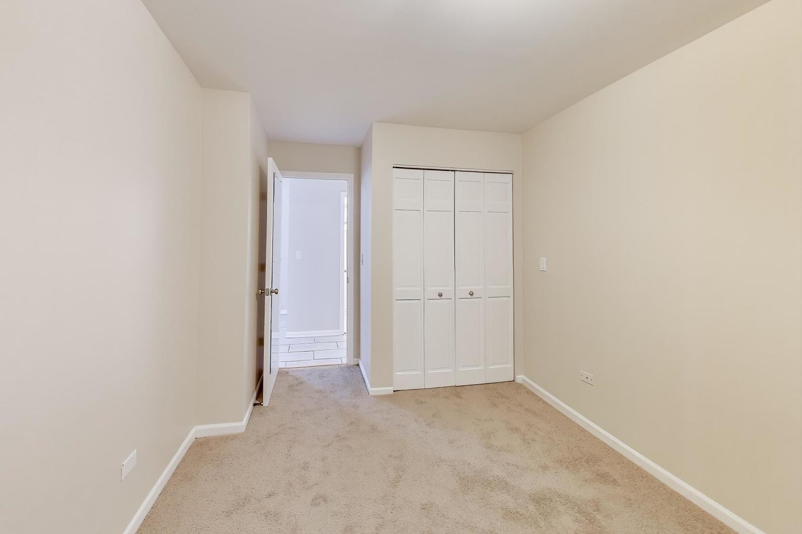 46 6th Avenue, Unit GJ La Grange, IL 60525 - Photo 12 of 15 a view of an empty room