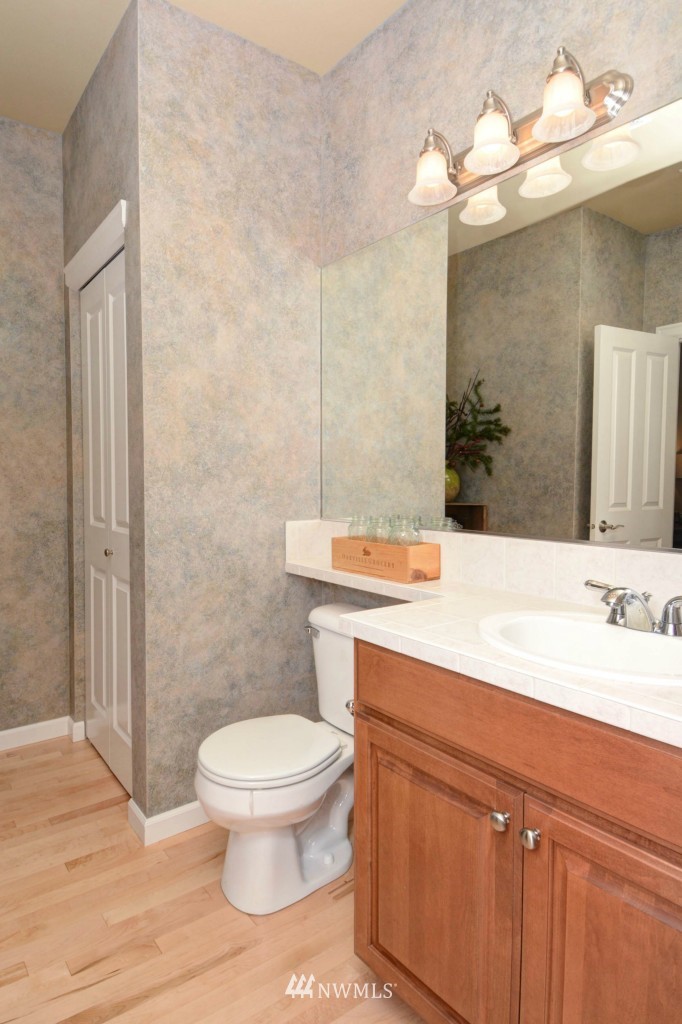 3518 156th Place Southeast Bothell, WA 98012 - Photo 7 of 16 Gallery Image 7