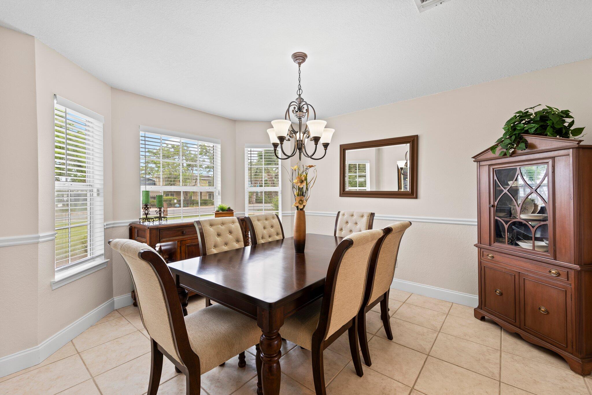 151 Ferry Road Northeast Fort Walton Beach, FL 32548 - Photo 15 of 95 Dining Room