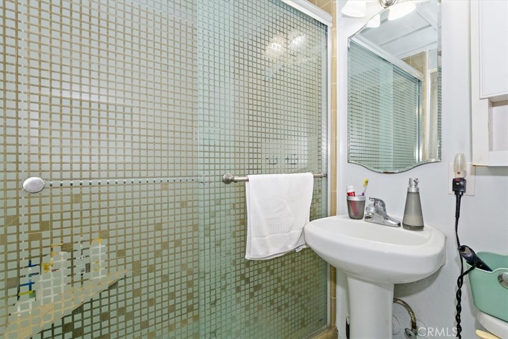 2930 Treefern Drive Duarte, CA 91010 - Photo 10 of 32