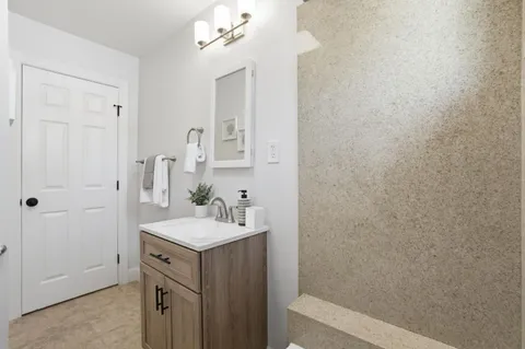 $1,398,000 | 1140 Almanor Avenue, Menlo Park, CA 94025