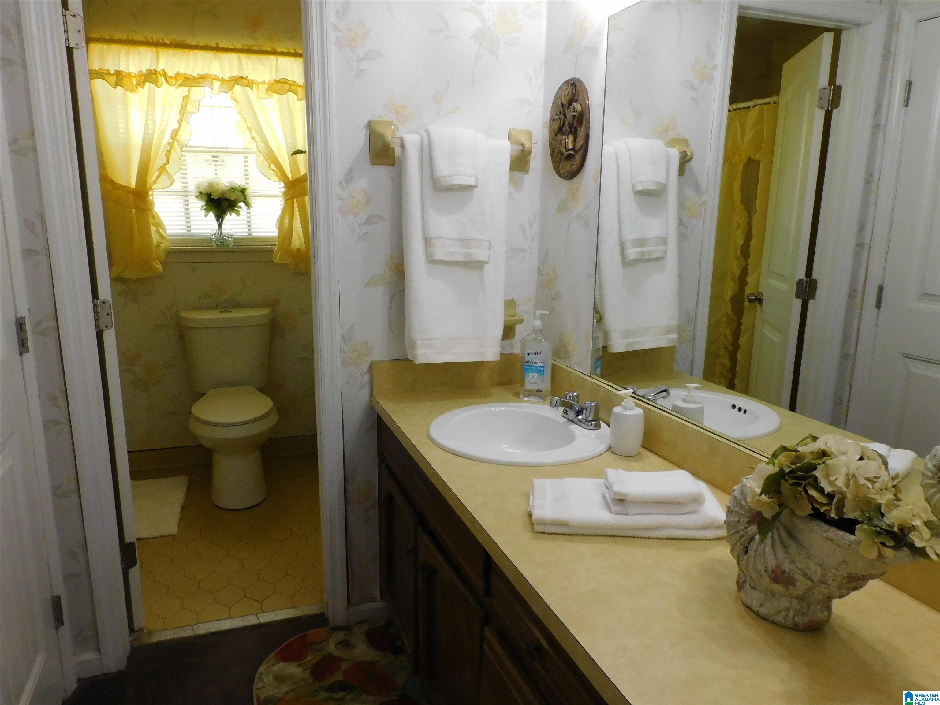 7416 Earlwood Road Fairfield, AL 35064 - Photo 10 of 20 Gallery Image 10