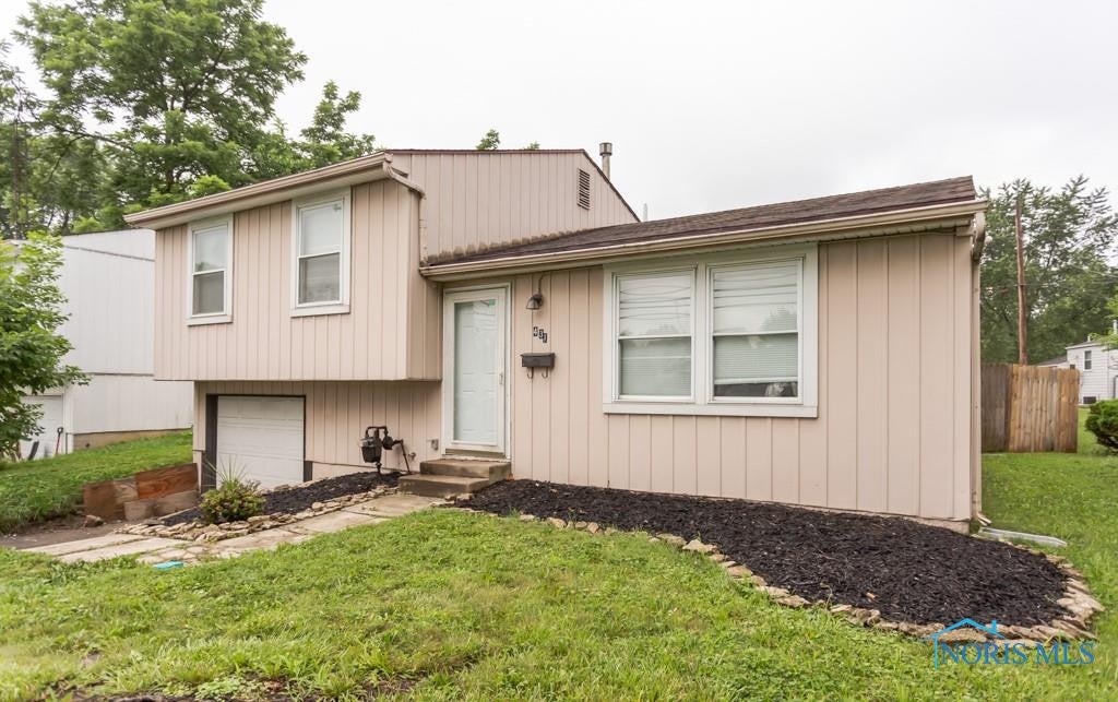 431 Richards Road Toledo, OH 43607 - Photo 2 of 29 Gallery Image 2